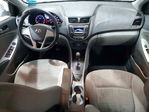 Hyundai Accent 2015