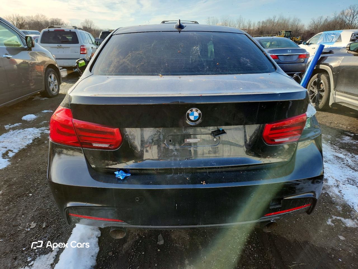 BMW Series 3 2016