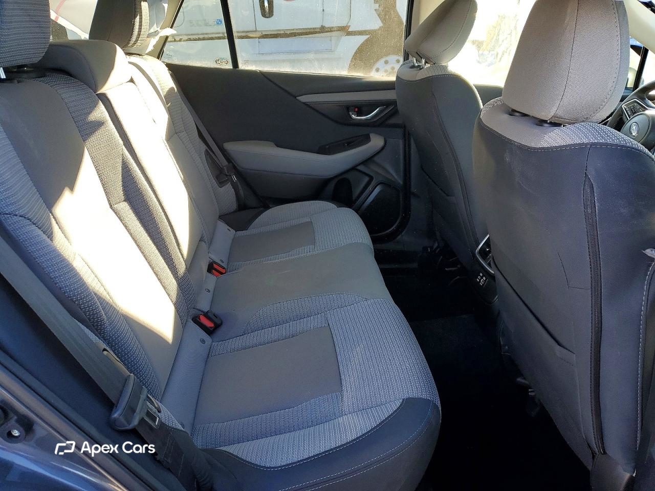Subaru Outback 2025