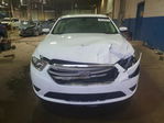 Ford Taurus 2016