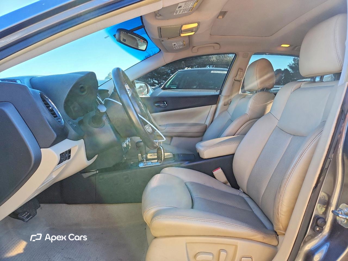 Nissan Maxima 2014