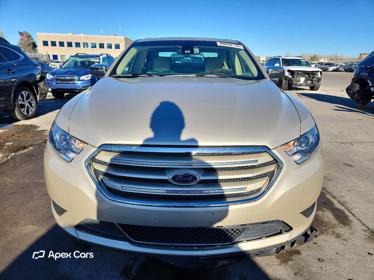 Ford Taurus 2018