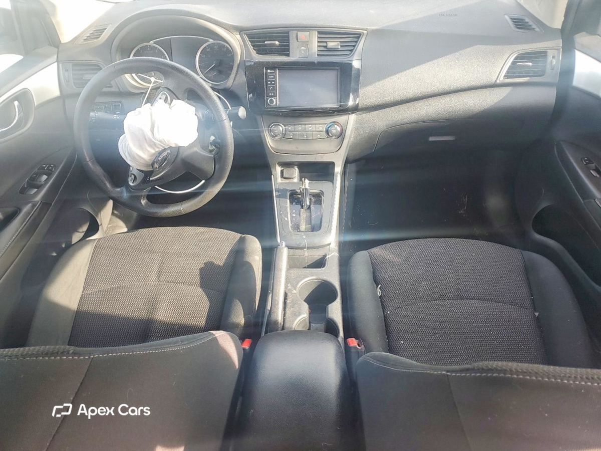 Nissan Sentra 2019