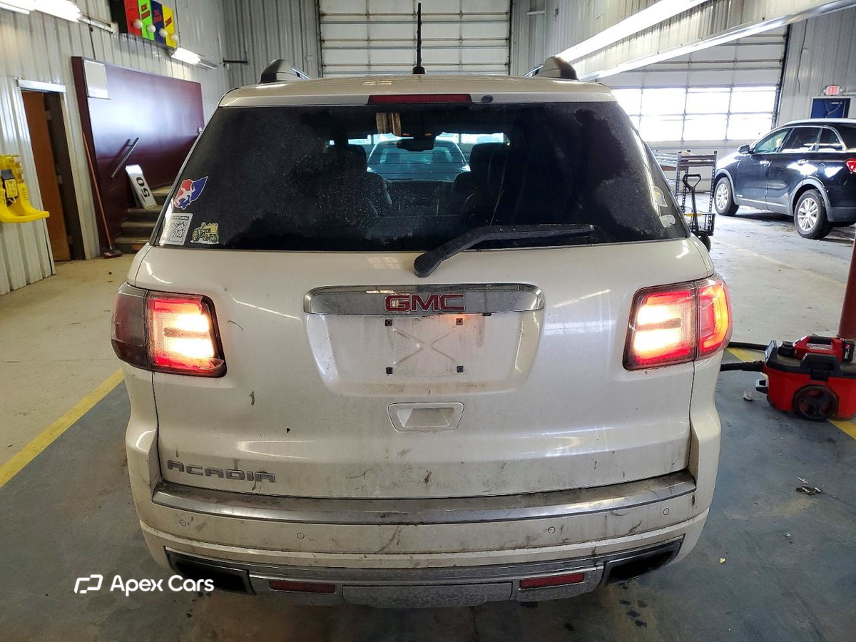 GMC Acadia 2015
