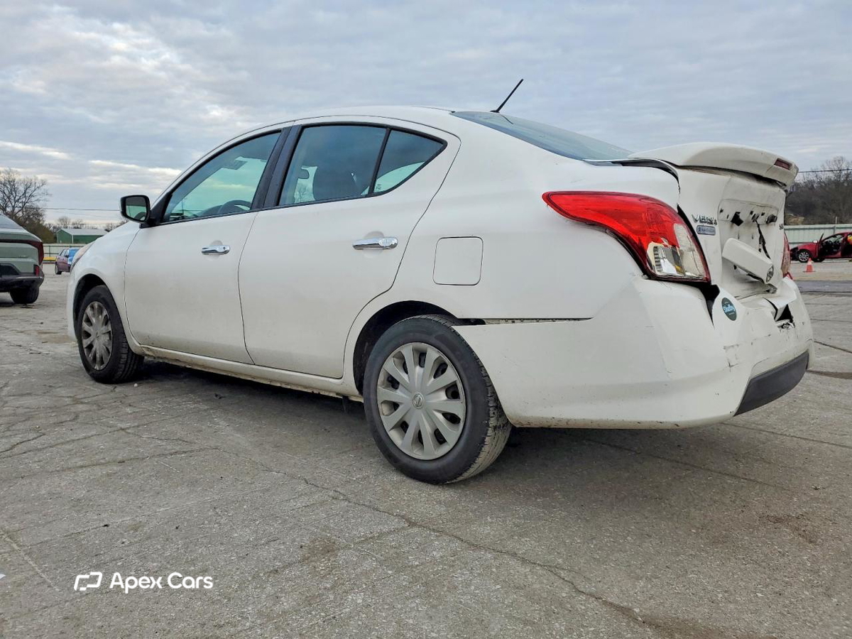 Nissan Versa 2018