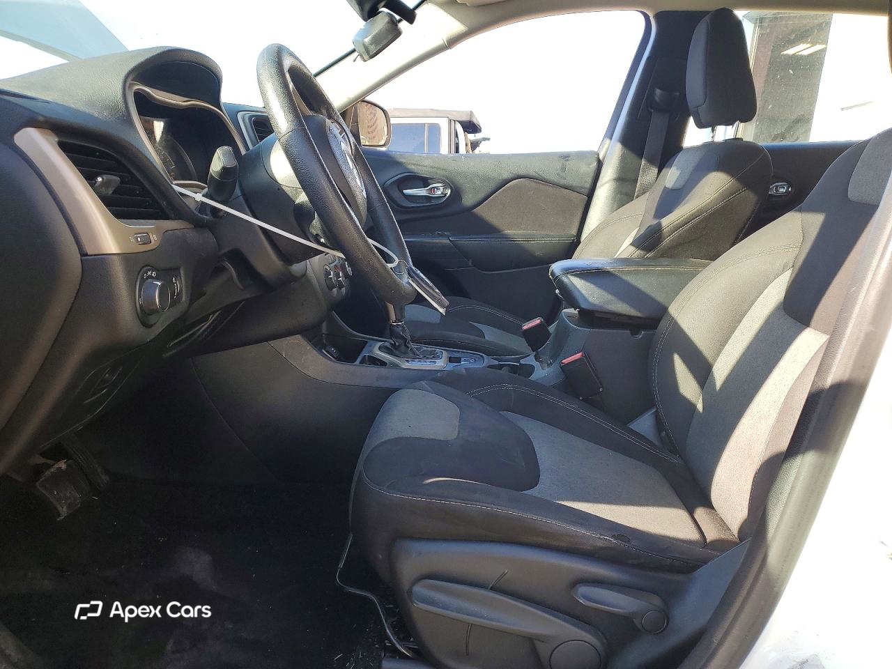 Jeep Grand Cherokee 2016