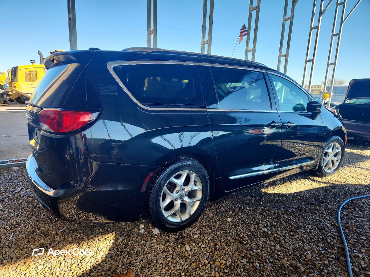 Chrysler Pacifica 2017