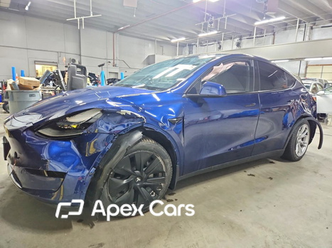 Tesla Model Y 2023 - Image 1 of 14
