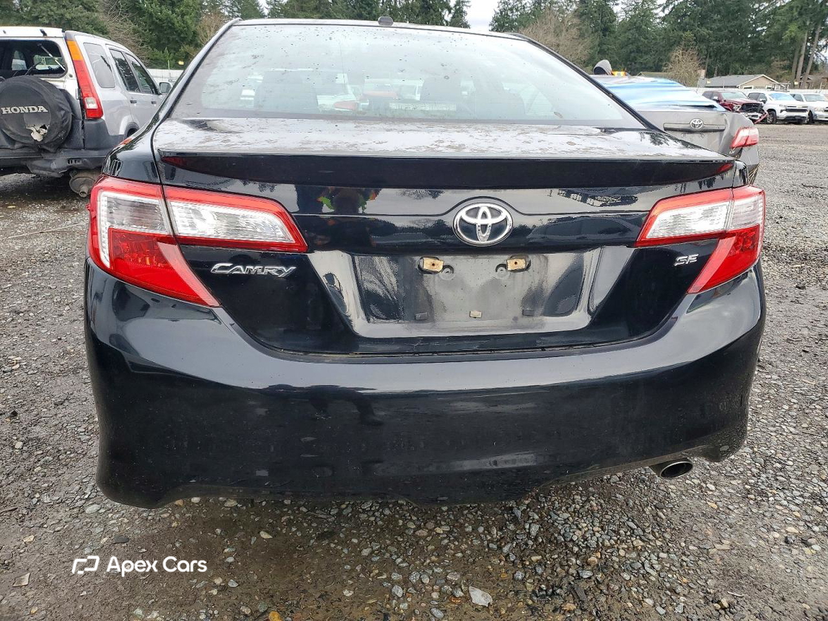 Toyota Camry 2012
