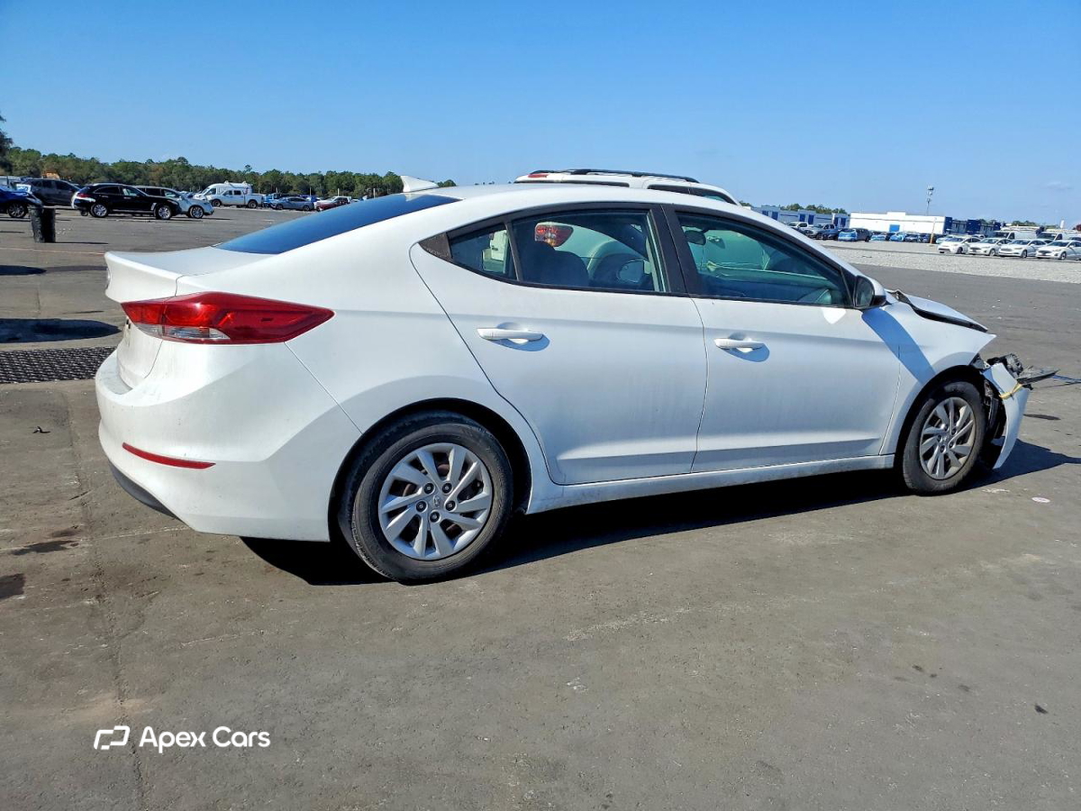 Hyundai Elantra 2017