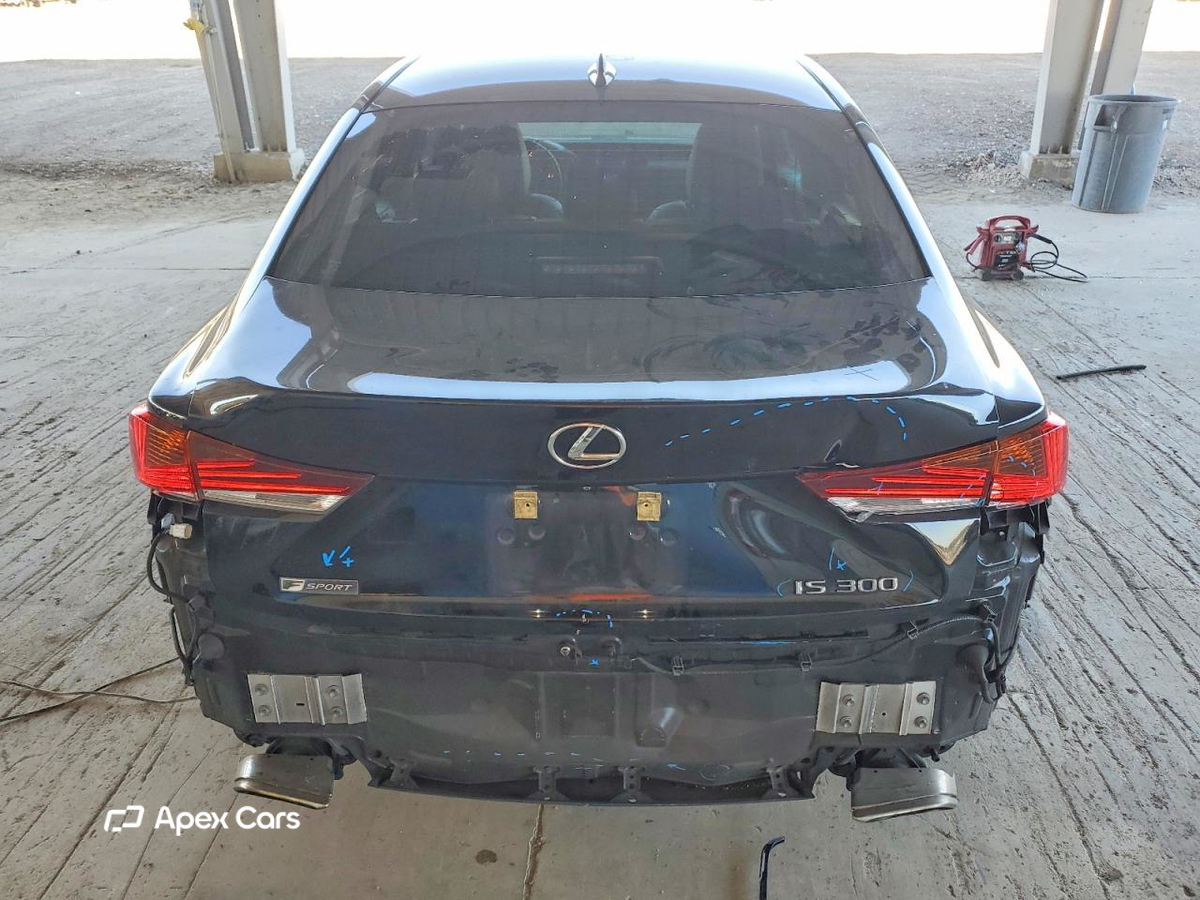 Lexus IS 2018
