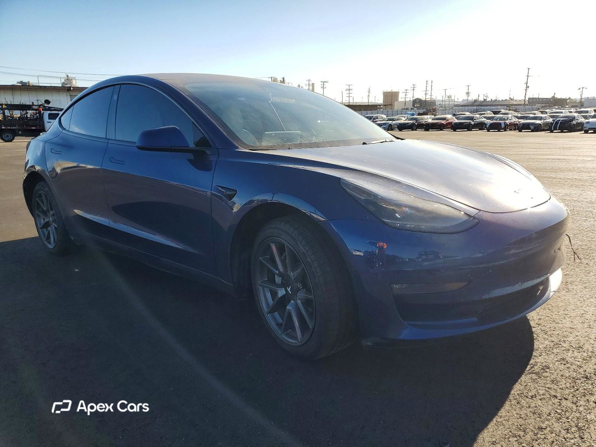 Tesla Model 3 2022