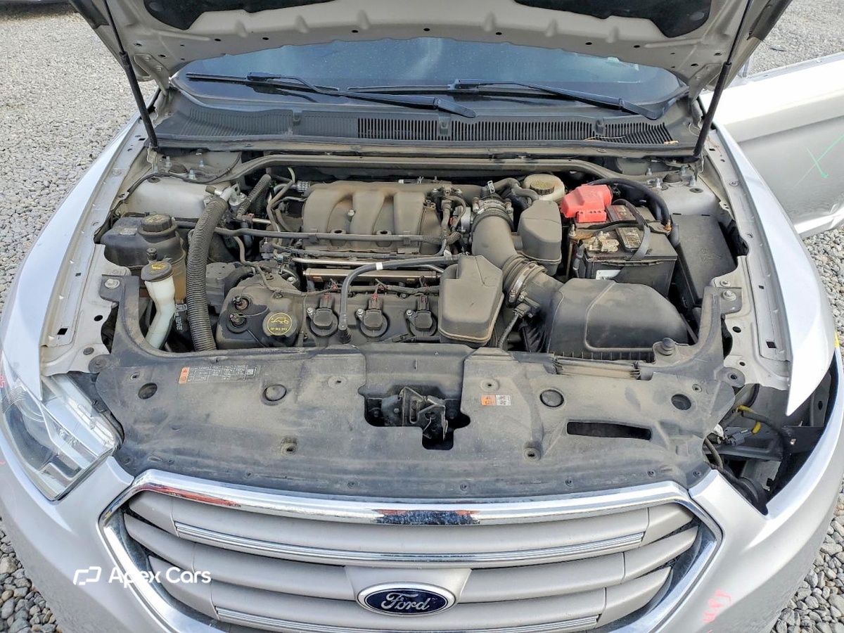 Ford Taurus 2015