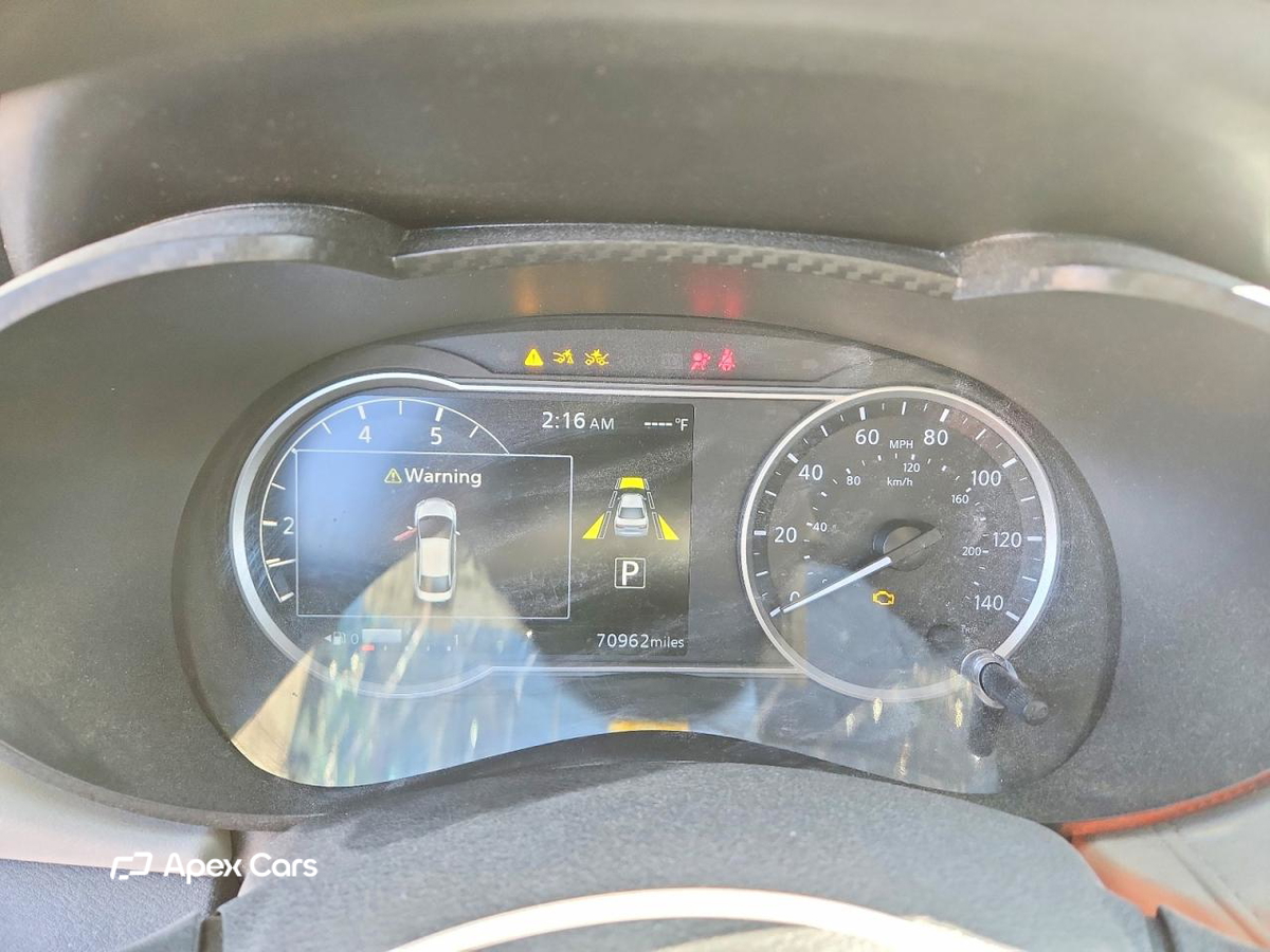 Nissan Versa 2021