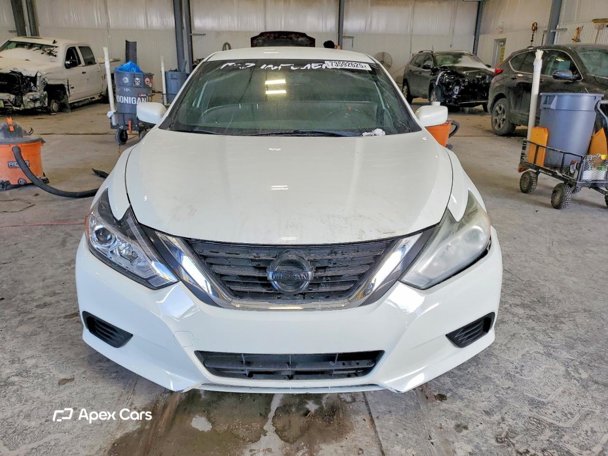 Nissan Altima 2016