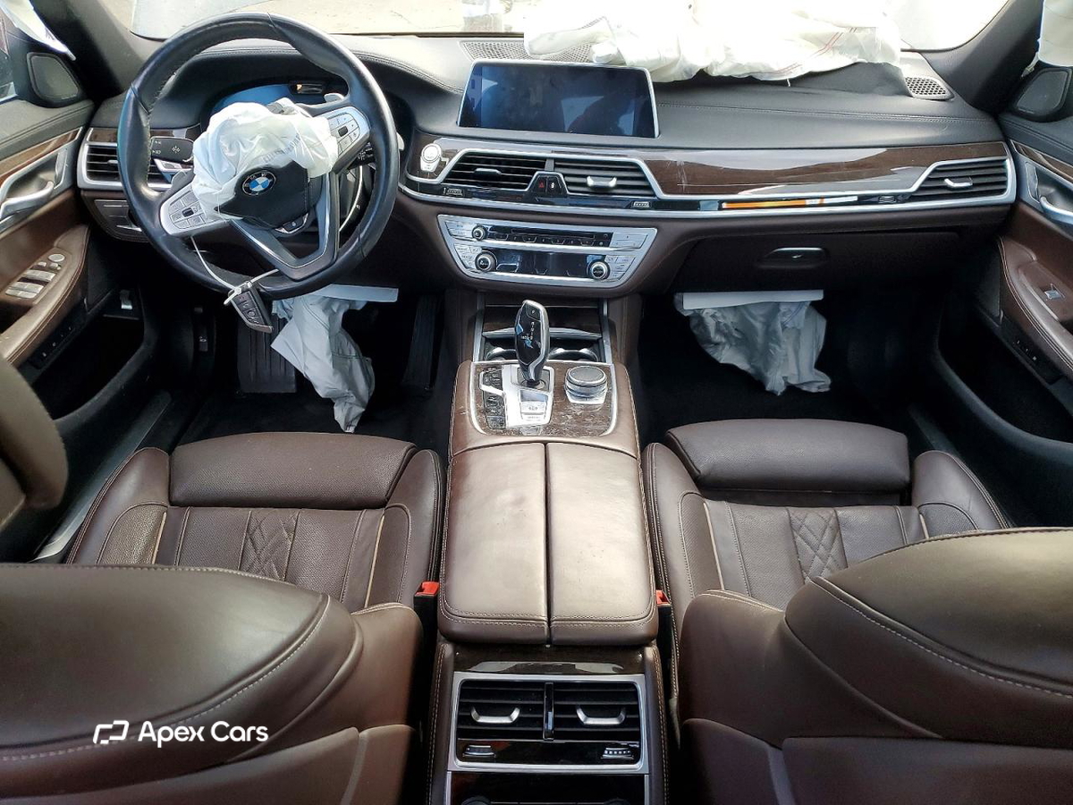 BMW Series 7 2020