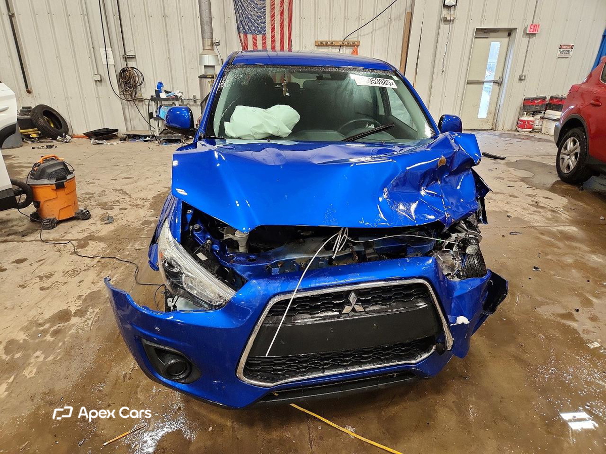 Mitsubishi Outlander 2015