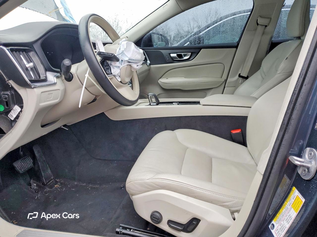 Volvo S60 2024