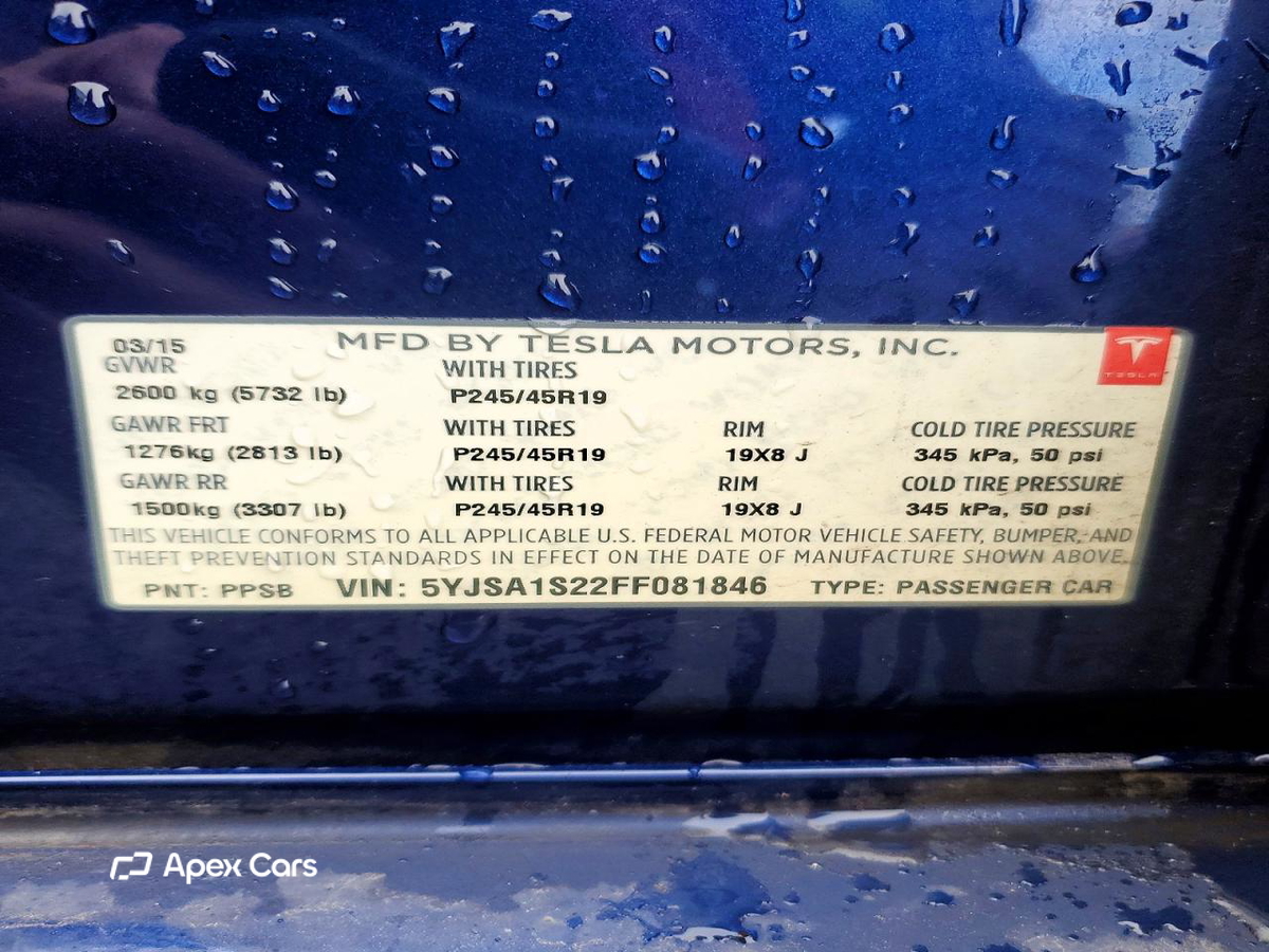Tesla Model S 2015