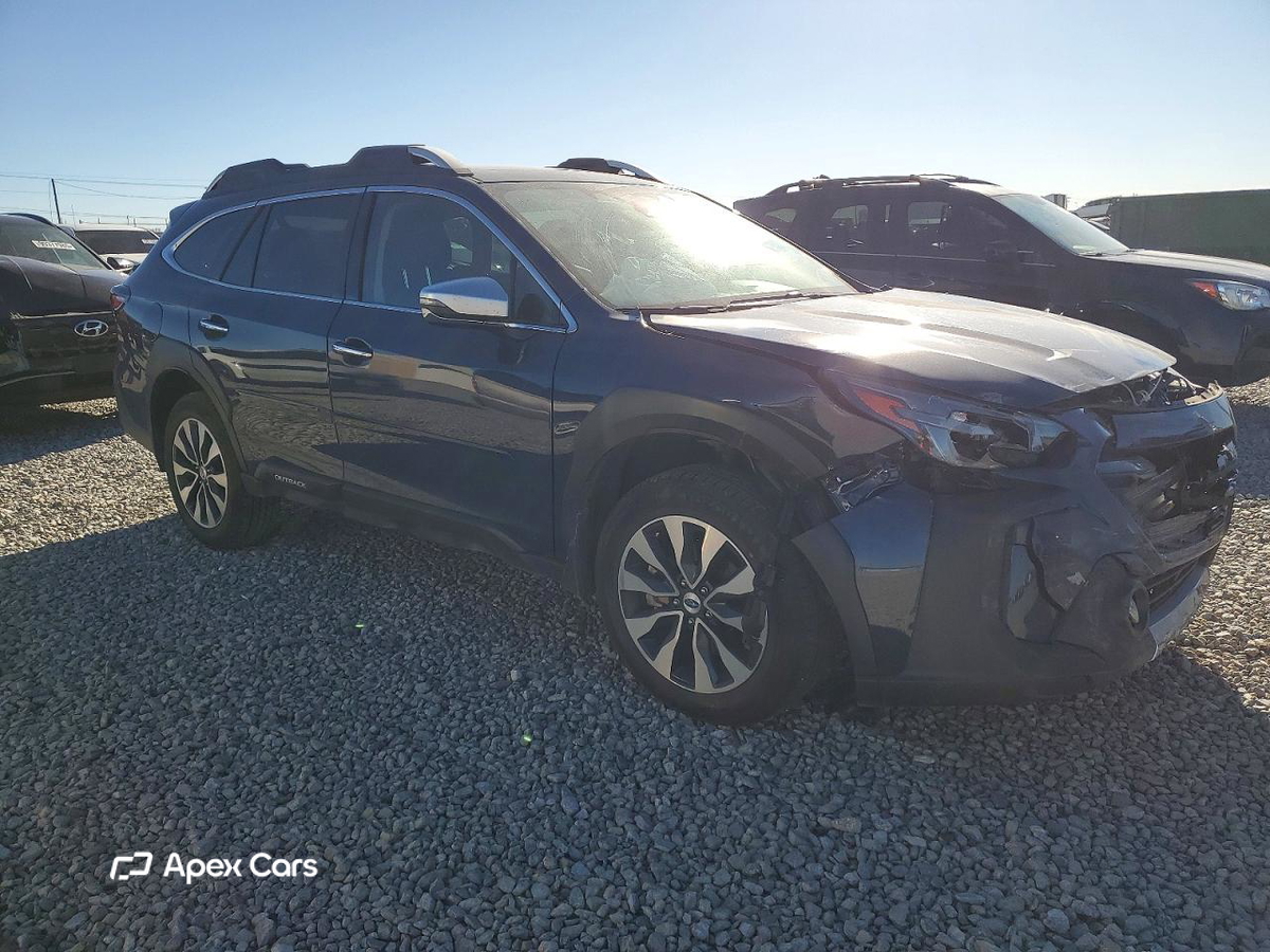 Subaru Outback 2025