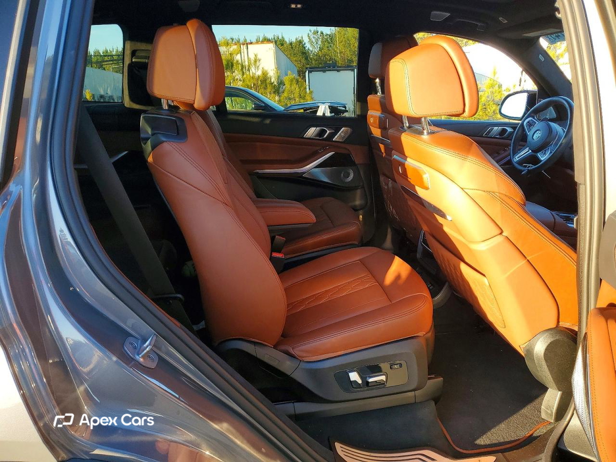 BMW X7 2023