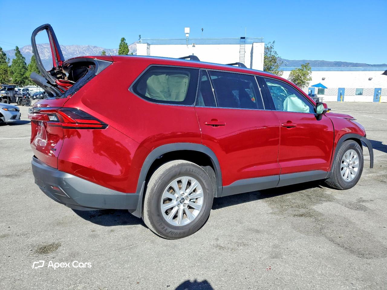 Toyota Highlander 2025