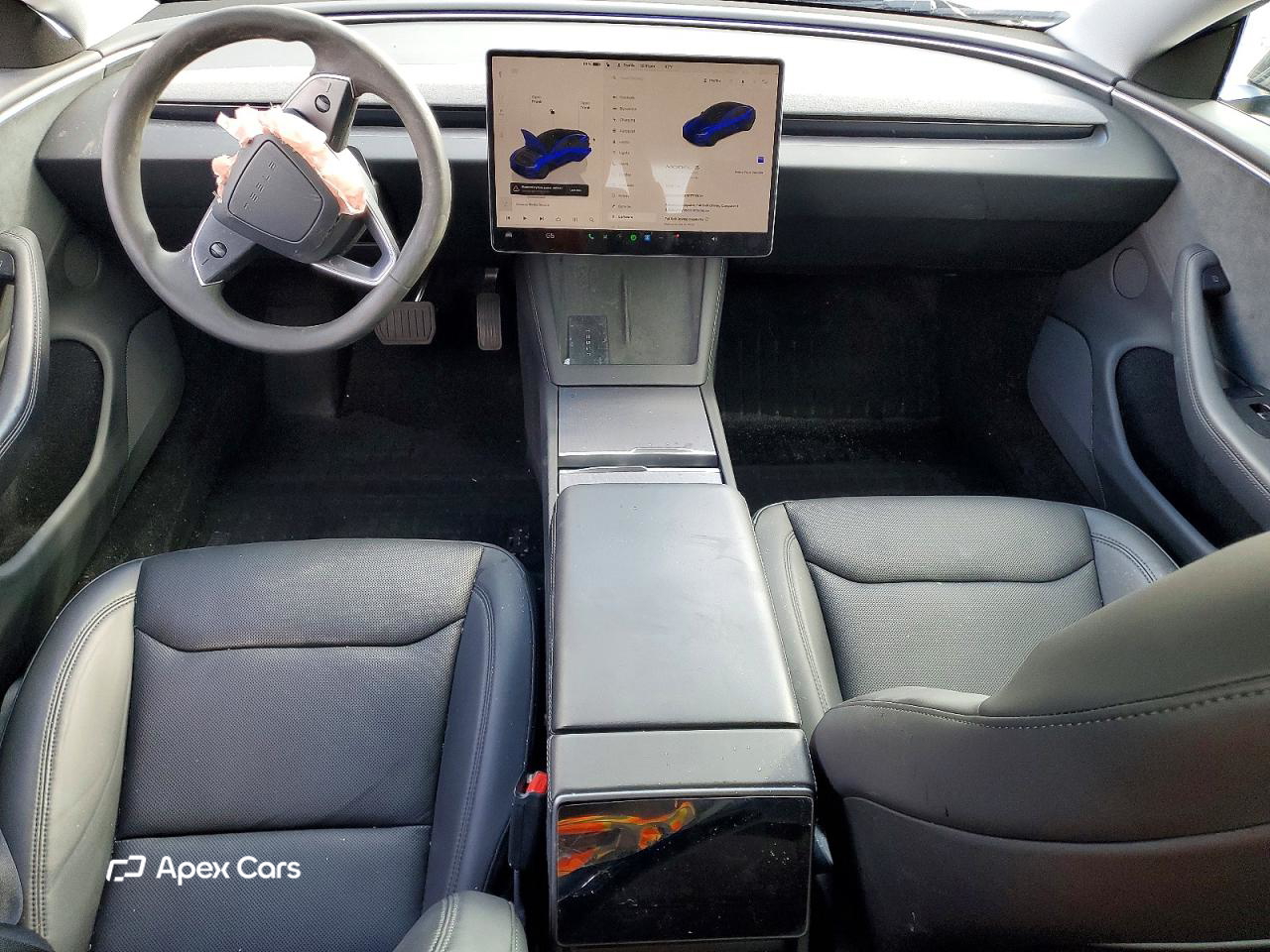 Tesla Model 3 2024