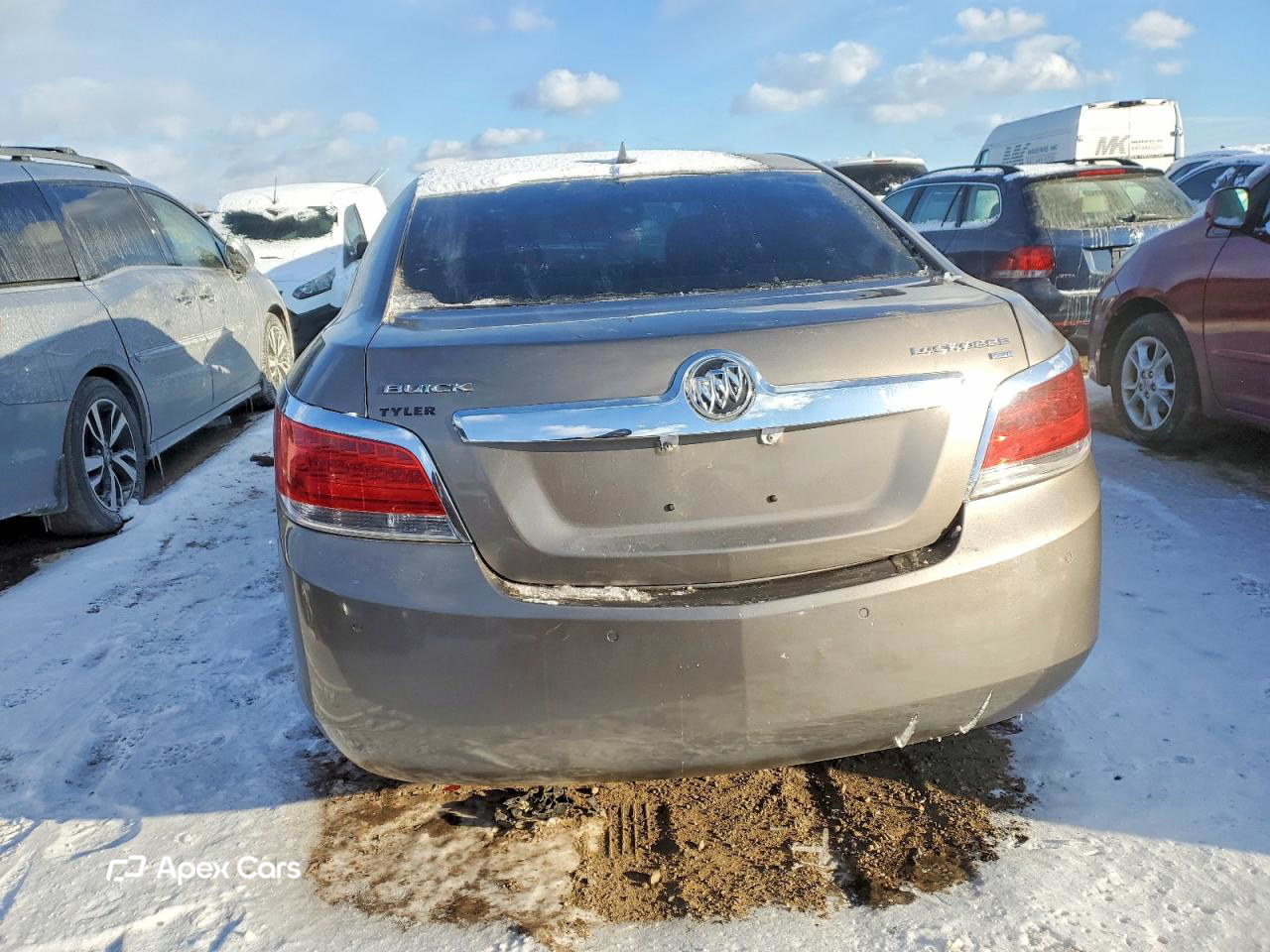 Buick LaCrosse 2011