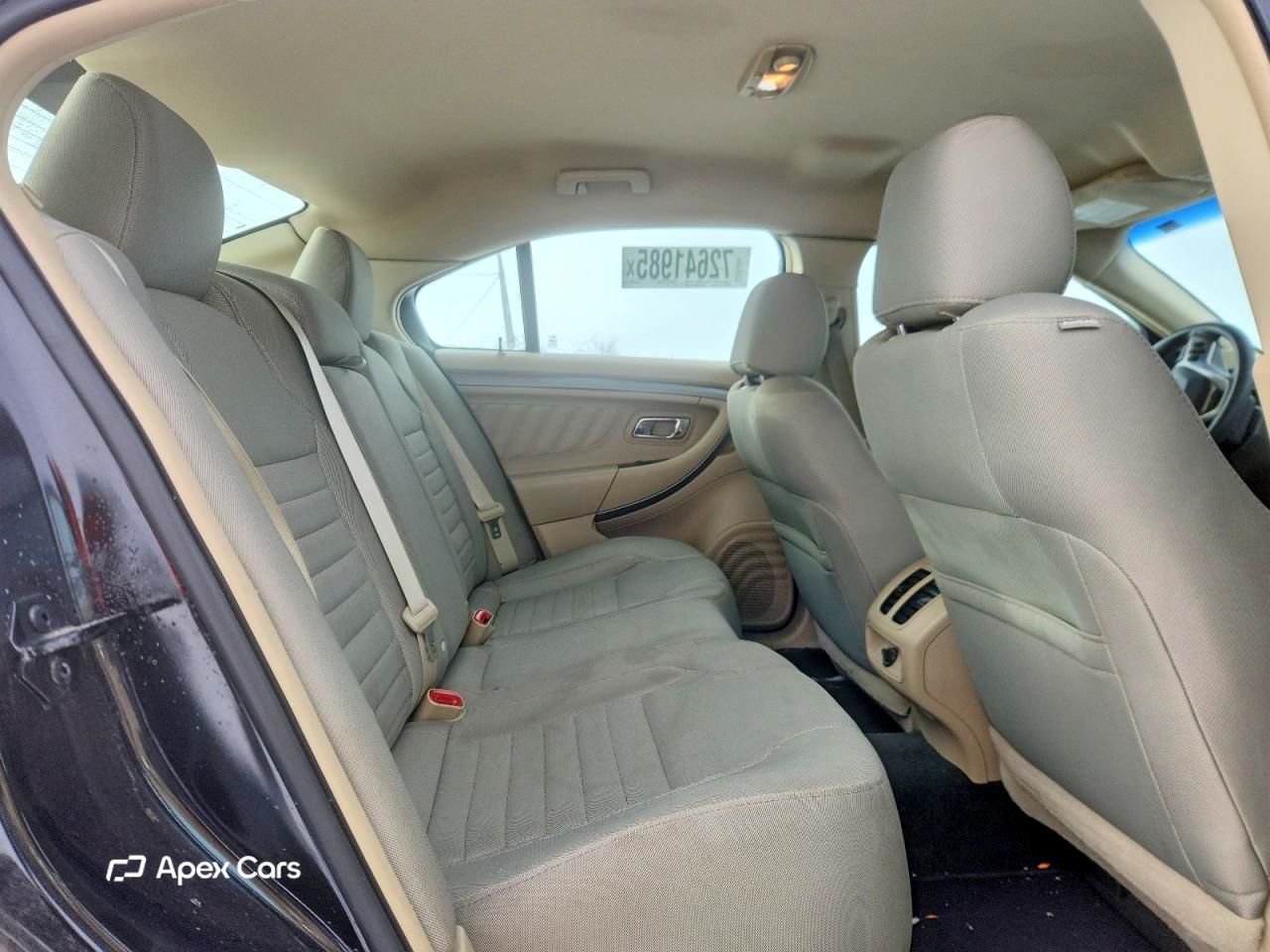 Ford Taurus 2013
