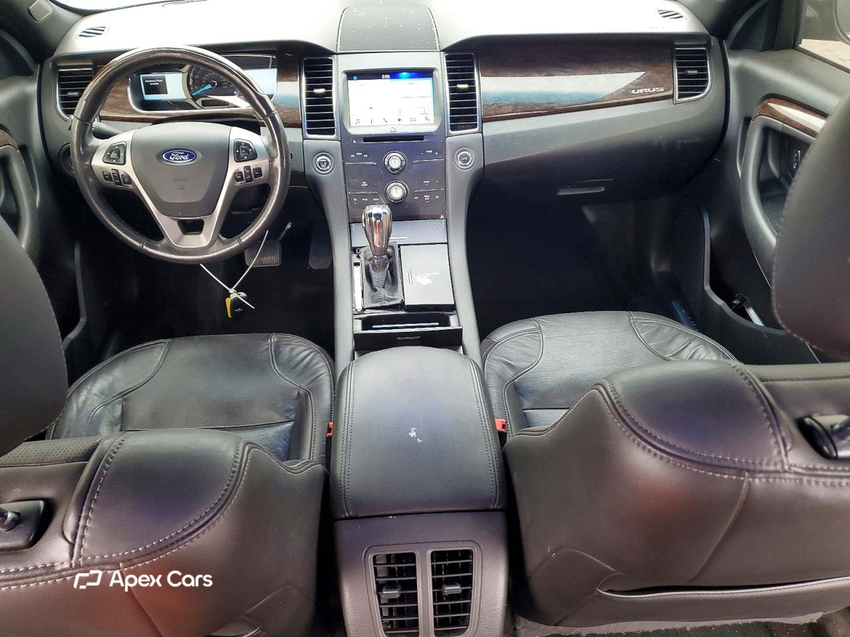 Ford Taurus 2016