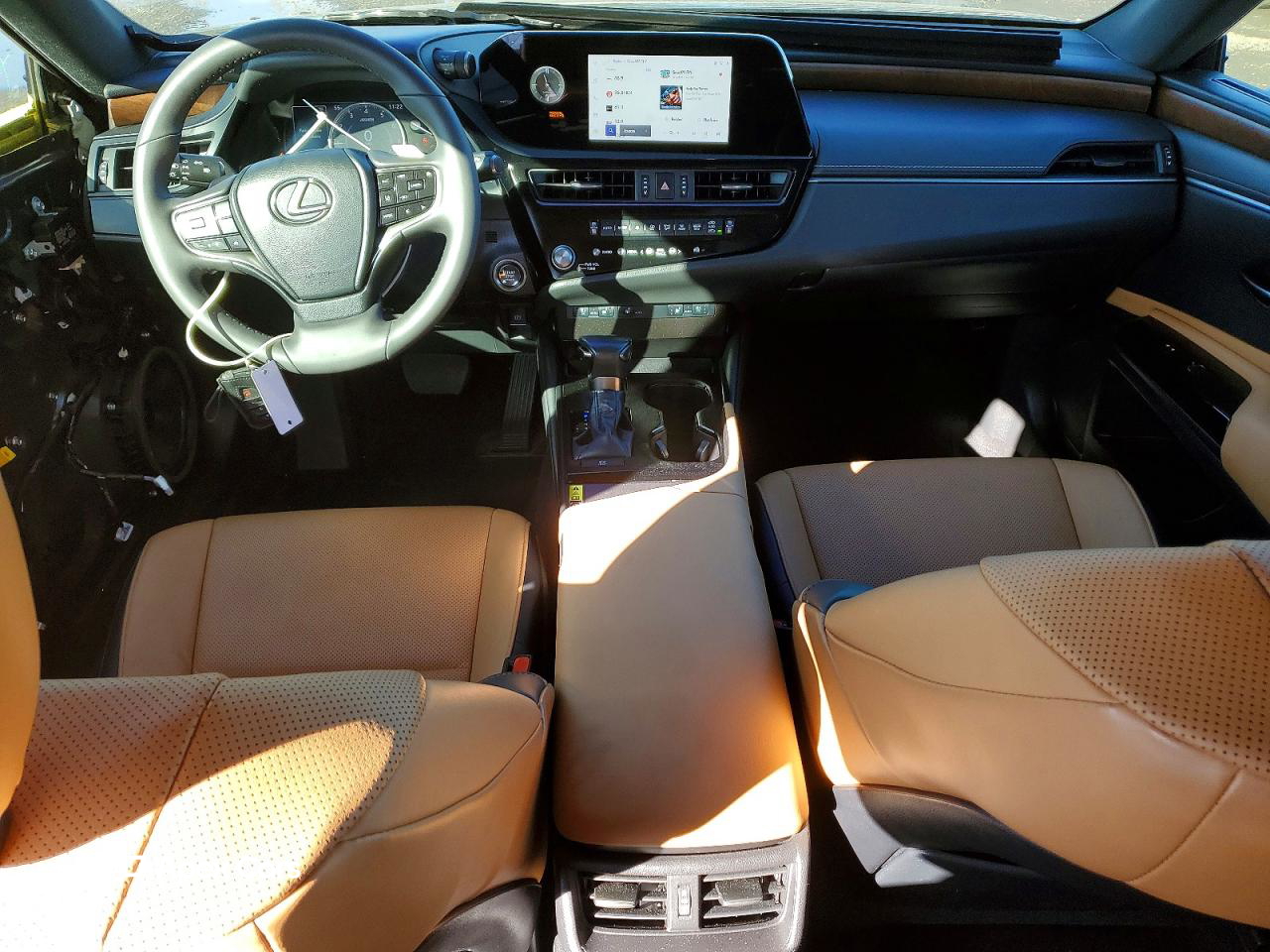 Lexus ES 2023