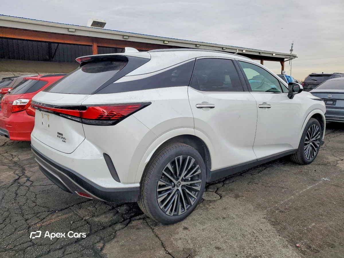 Lexus RX 2023