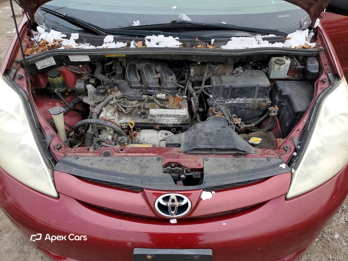 Toyota Sienna 2010