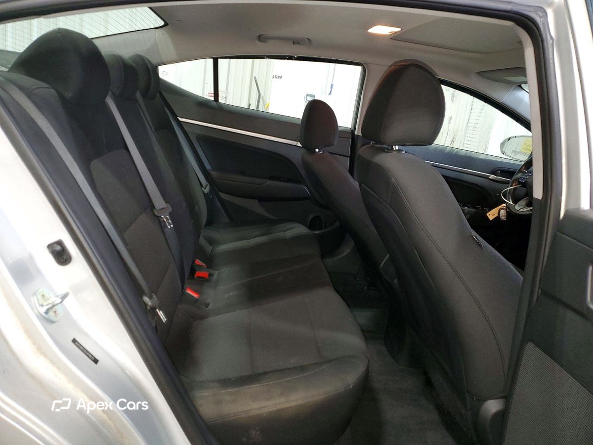 Hyundai Elantra 2020