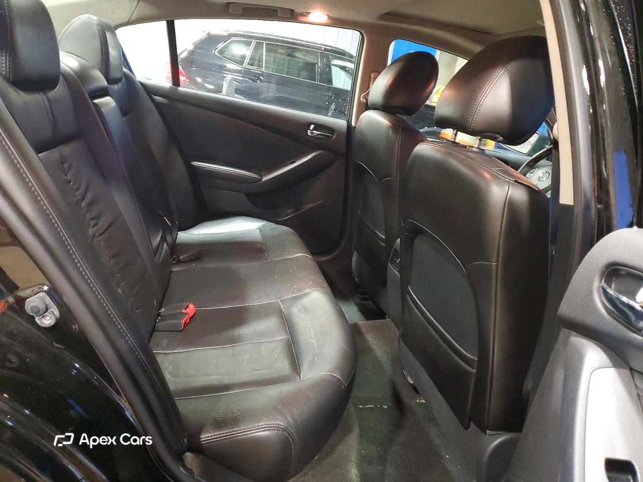 Nissan Altima 2012