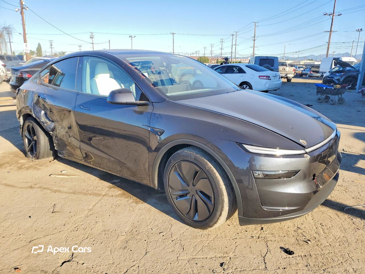 Tesla Model Y 2026