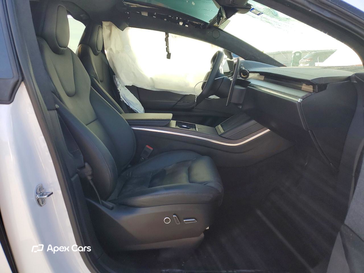 Tesla Model X 2023