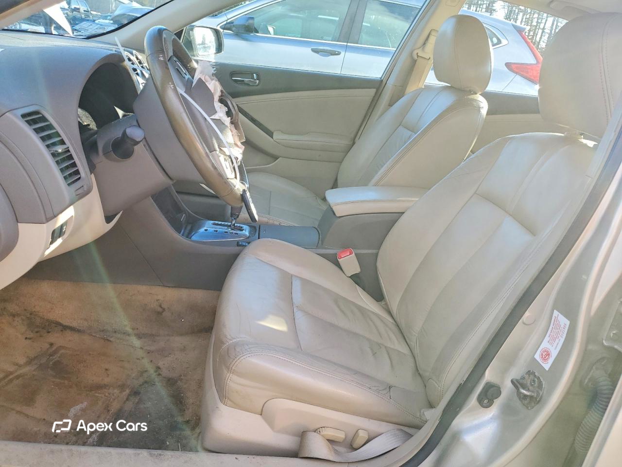 Nissan Altima 2010