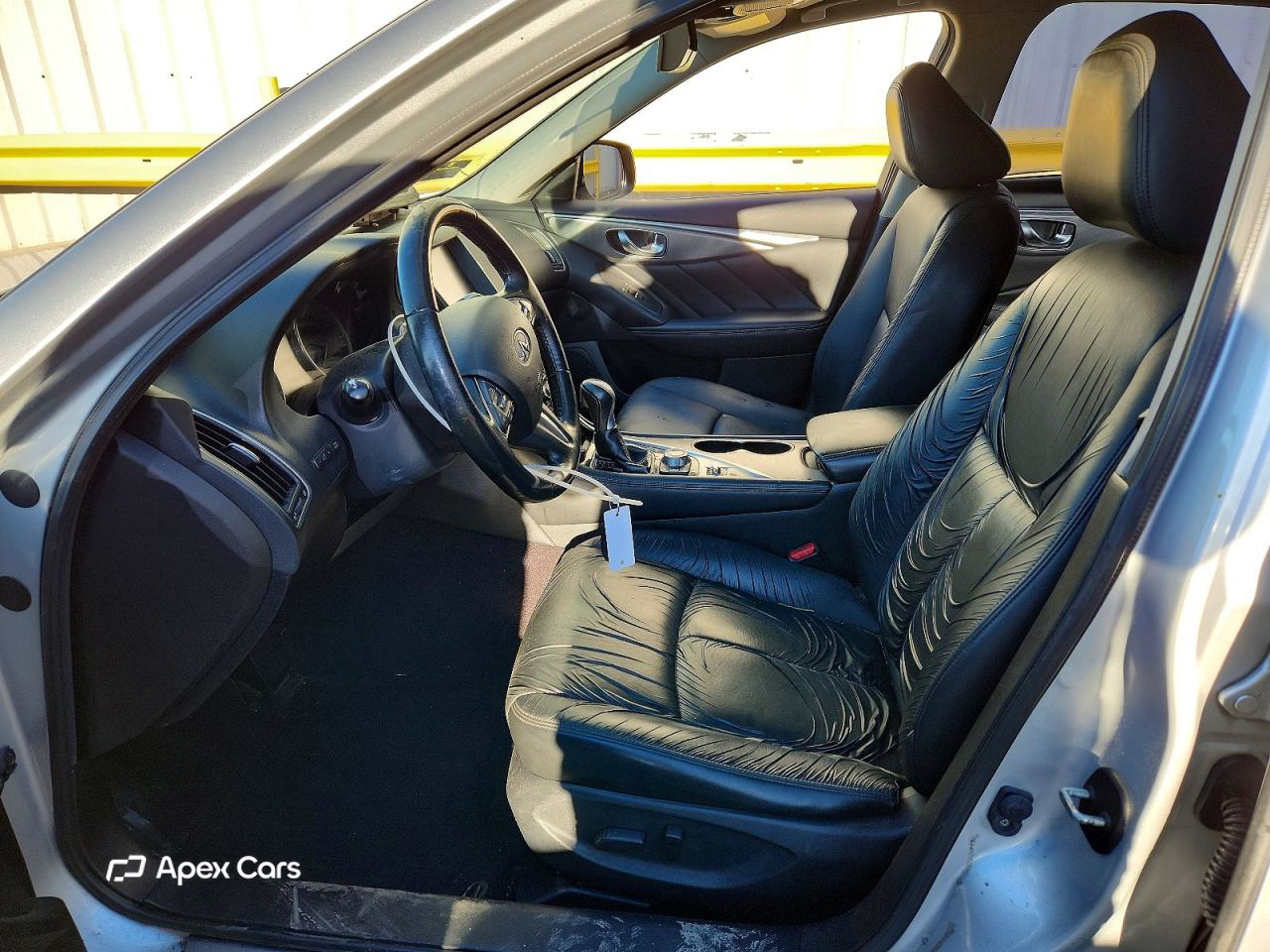 Infiniti Q50 2015