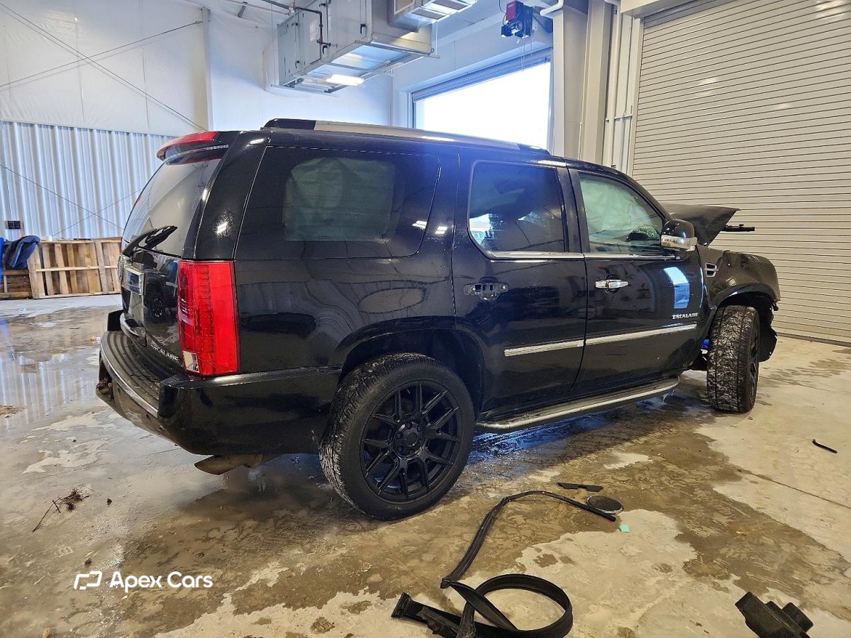 Cadillac Escalade 2012
