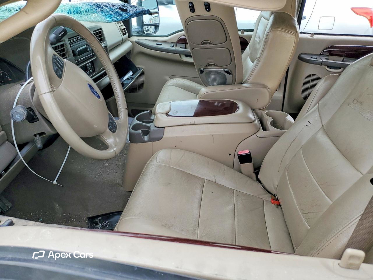 Ford Excursion 2003
