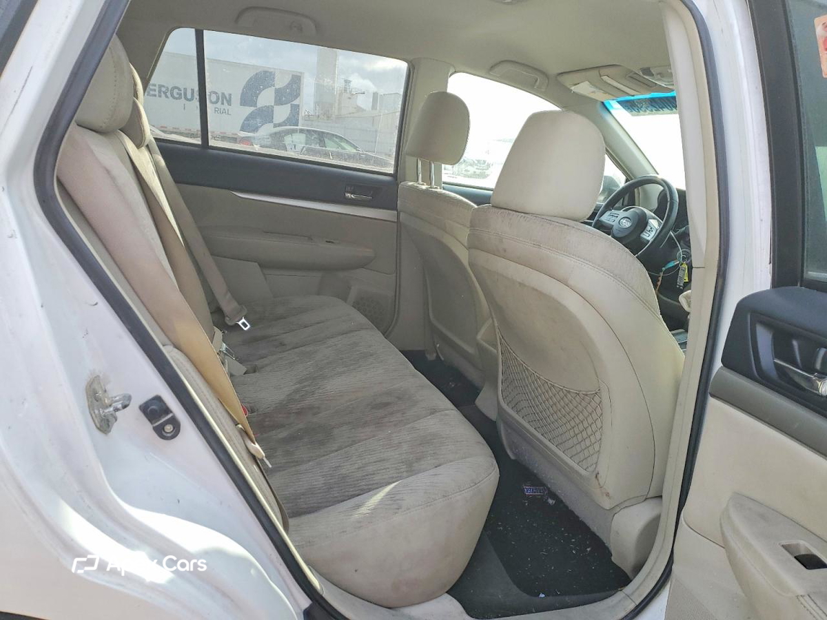 Subaru Outback 2011