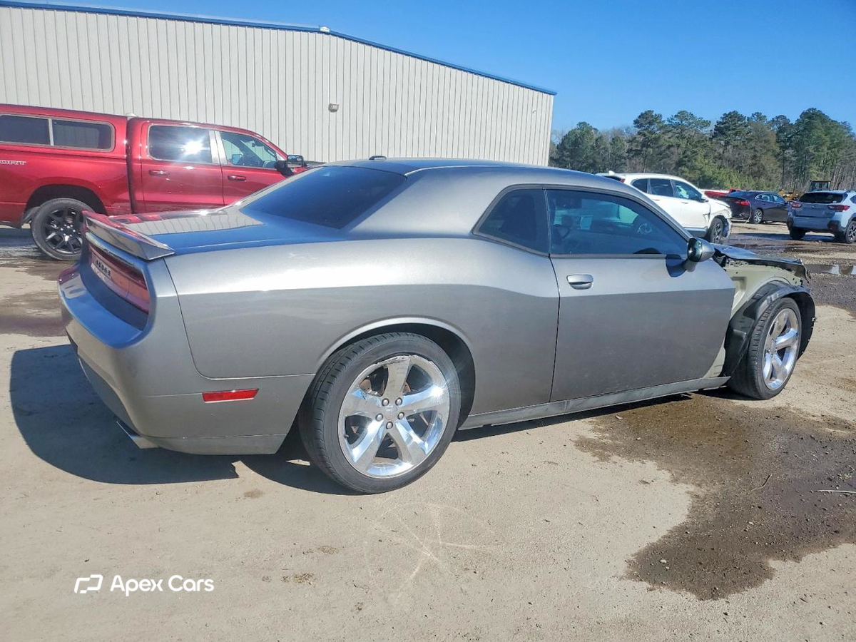 Dodge Challenger 2012