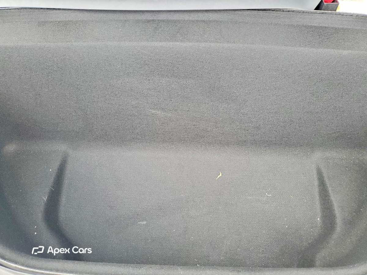 Tesla Model X 2024