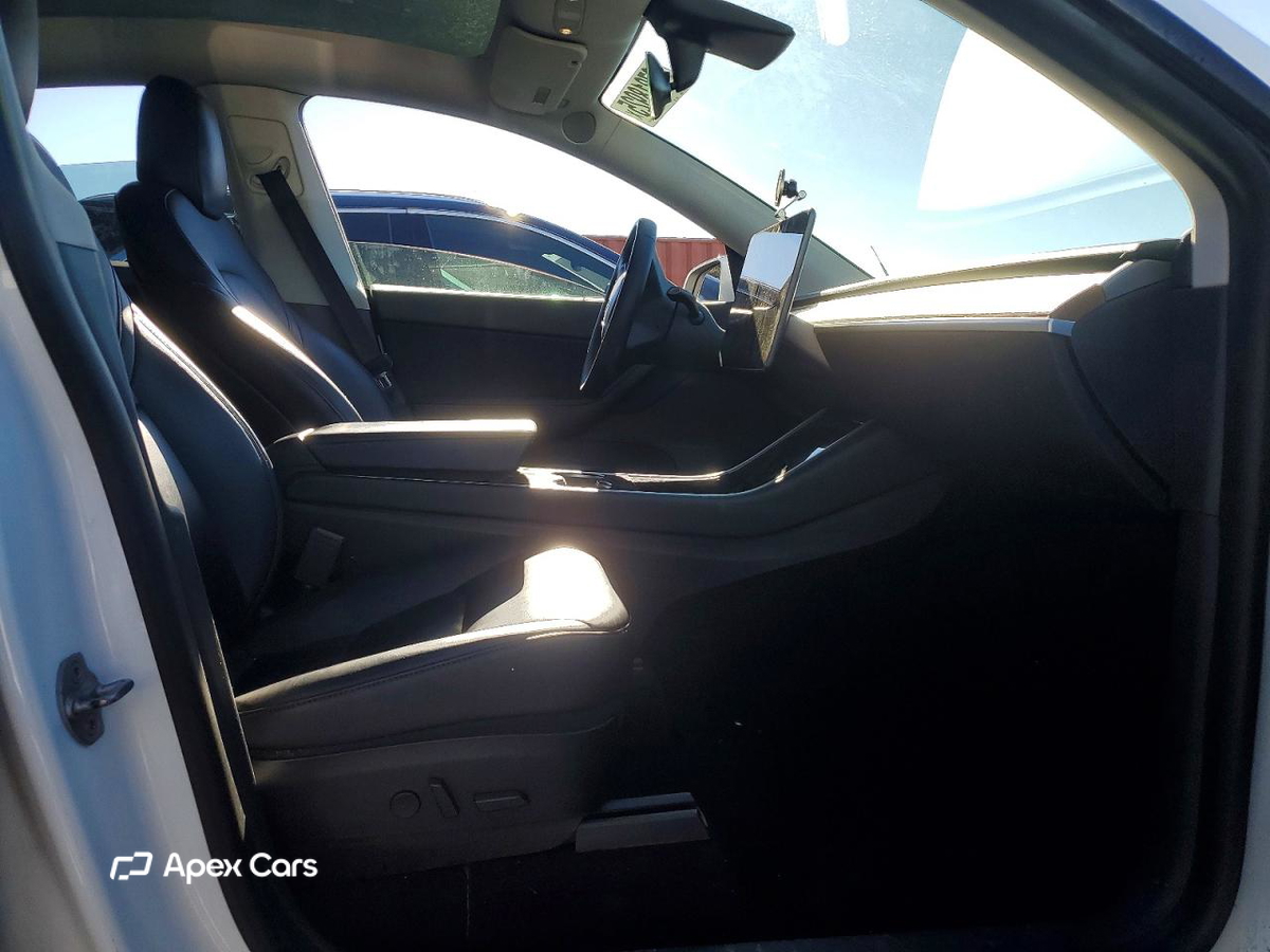 Tesla Model Y 2020