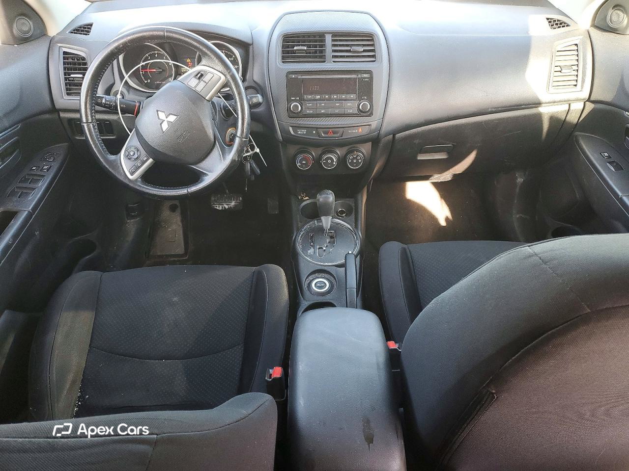 Mitsubishi Outlander 2015