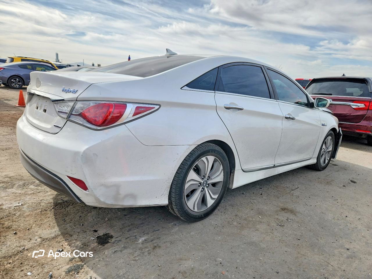Hyundai Sonata 2013