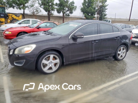 Volvo S60 2013 - Image 1 of 13