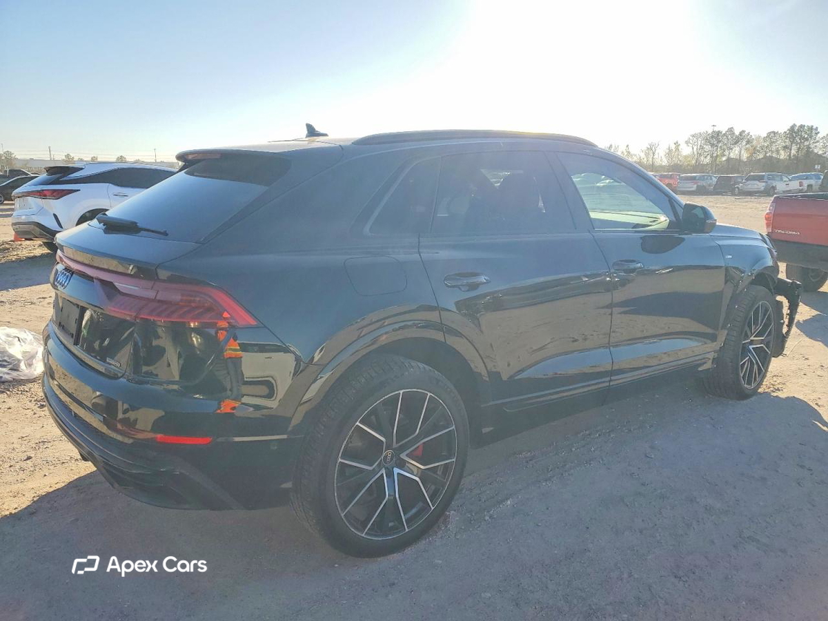 Audi Q8 2022