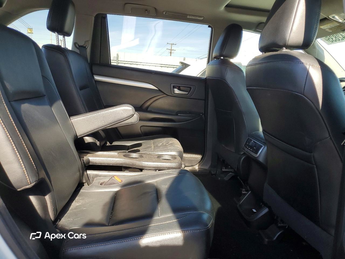 Toyota Highlander 2018
